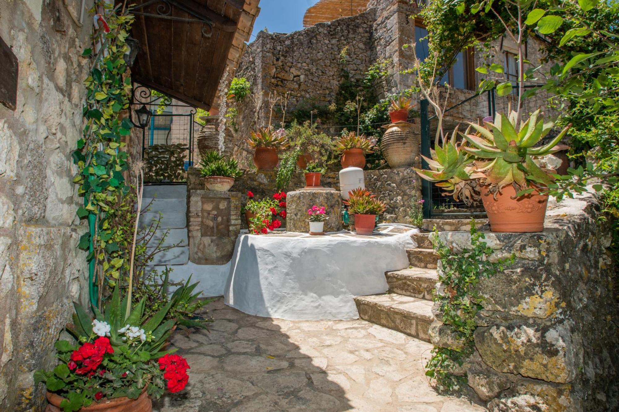Gioia Traditional House Agios Nikolaos  Buitenkant foto